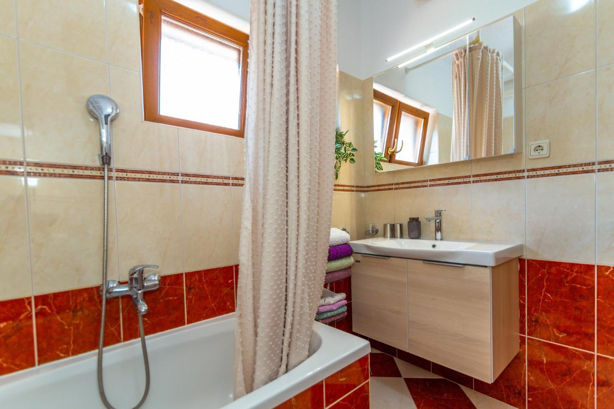 City Center Ana Apartments マカルスカ エクステリア 写真
