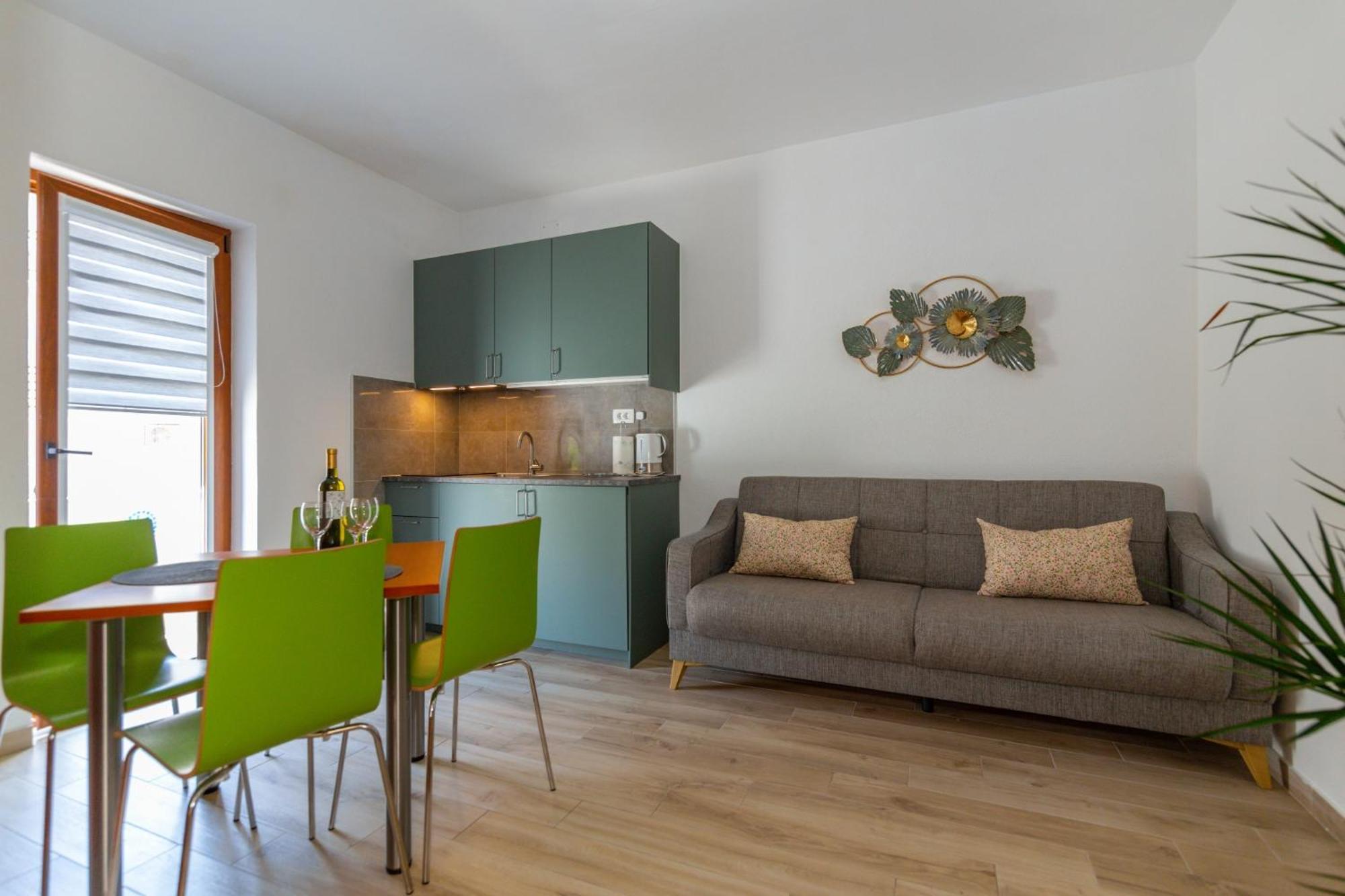 City Center Ana Apartments マカルスカ エクステリア 写真